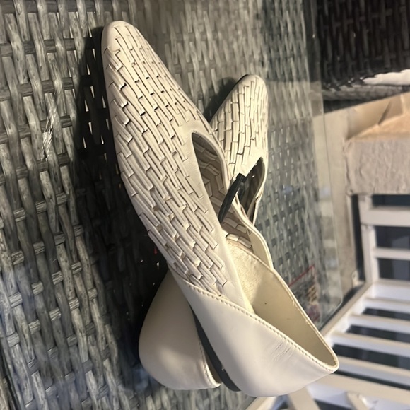 leather shoes, Zara brand, new condition, very comfortable - Picture 6 of 7